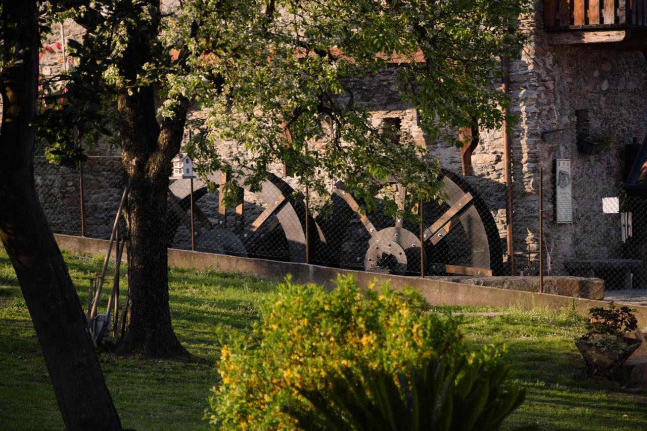 La Volta - Lake Como Heritage Home In Molino Maufet Watermill - Patio On The Garden Colico Exterior foto